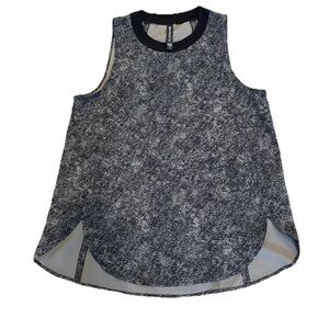 Athleta Zephr Print Tank Size Small
